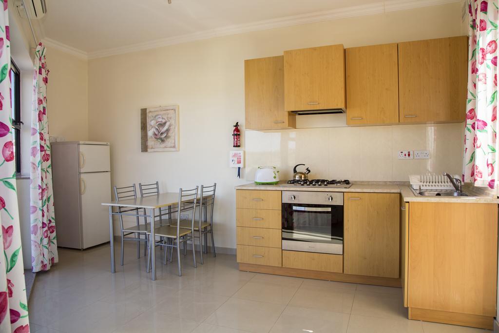 Belmont Court Apartments Qawra Exterior photo
